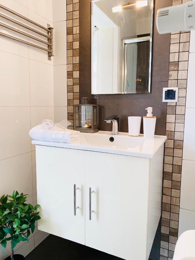 Lounge Club Apartment غدانسك المظهر الخارجي الصورة
